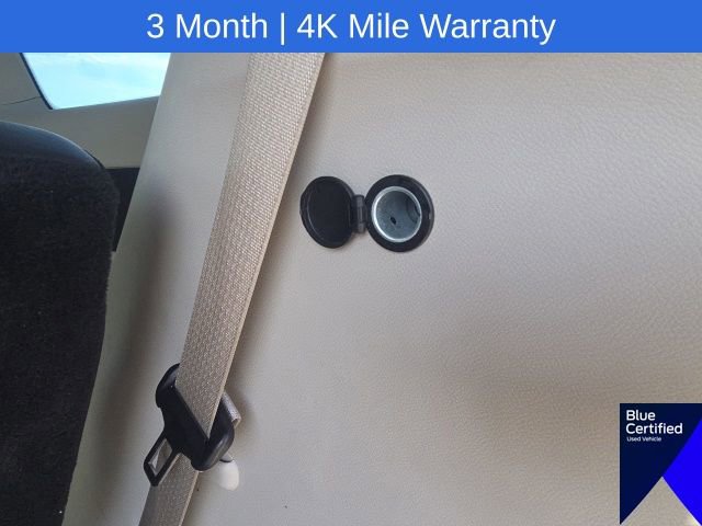Used 2023 Chrysler Pacifica Touring-L FWD image 13