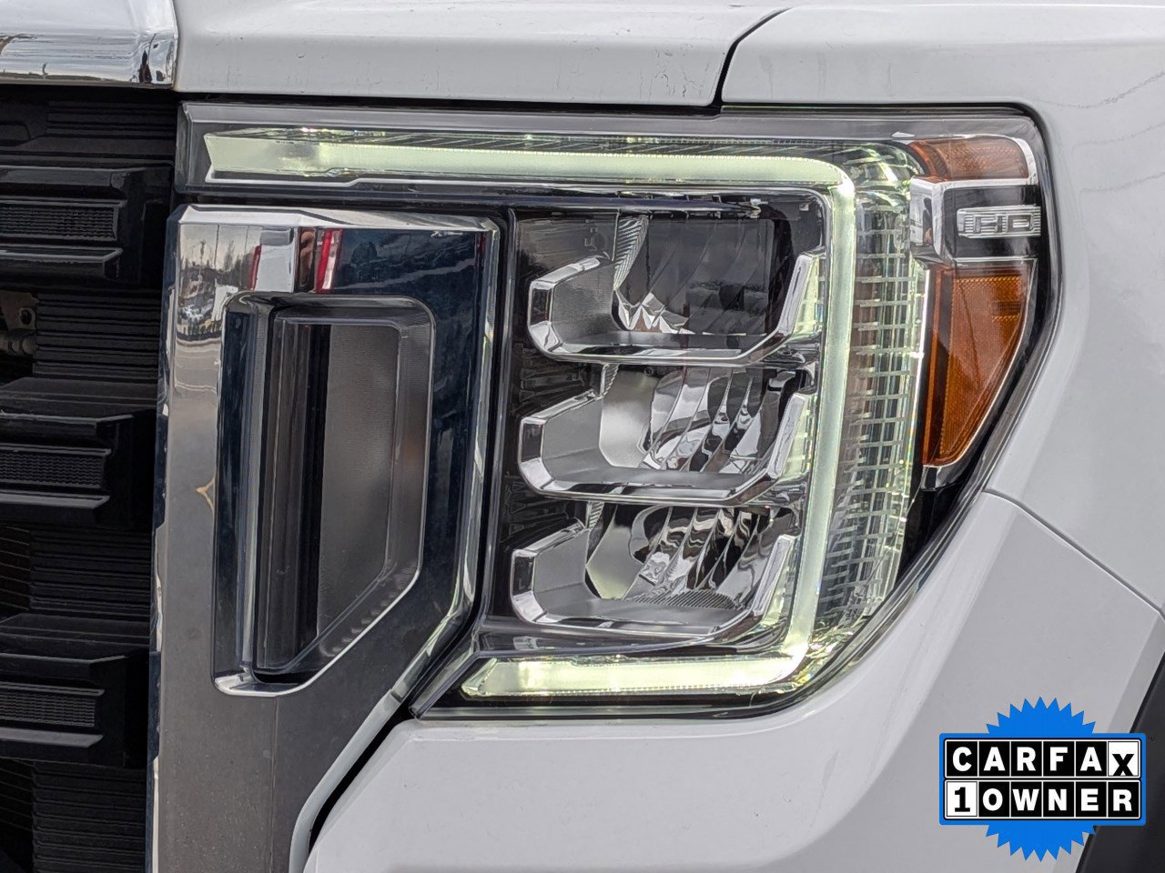 Used 2022 GMC Sierra 3500 Pro w/ Convenience Package AWD/4WD image 9