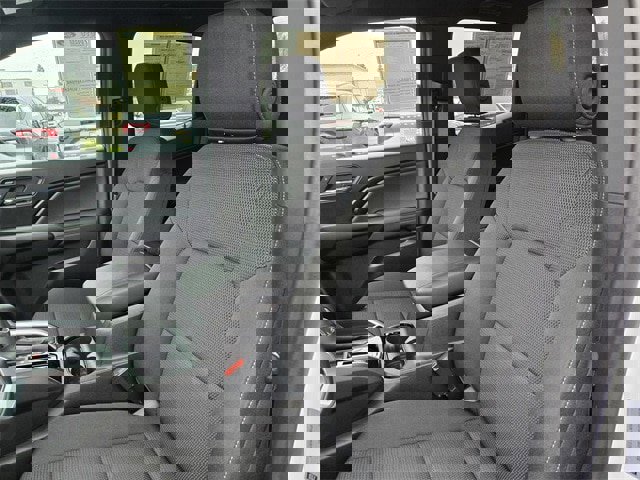 Used 2024 Chevrolet Colorado LT w/ LT Convenience Package image 12