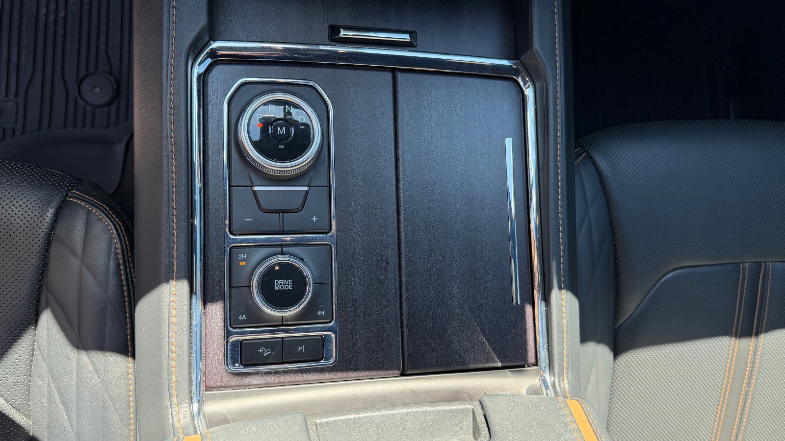 Certified 2022 Ford Expedition Platinum AWD/4WD image 51