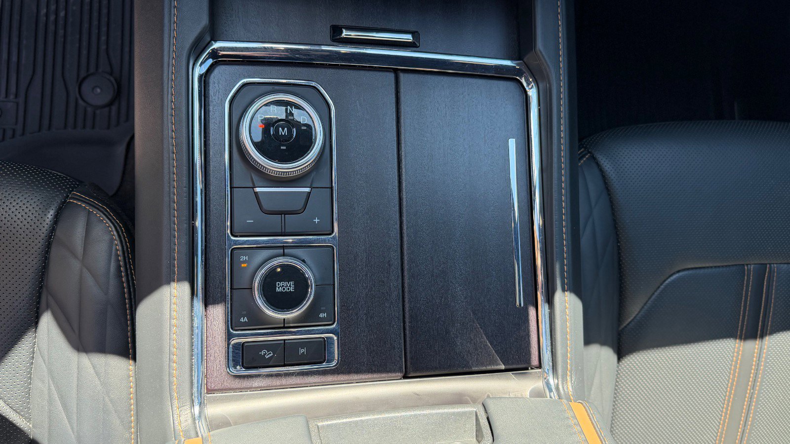 Certified 2022 Ford Expedition Platinum AWD/4WD image 51