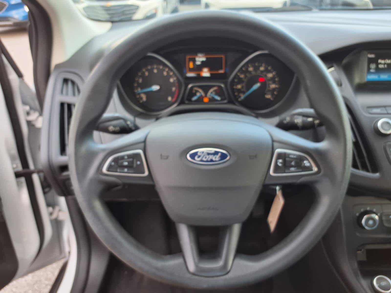 Certified 2018 Ford Focus S FWD image 8