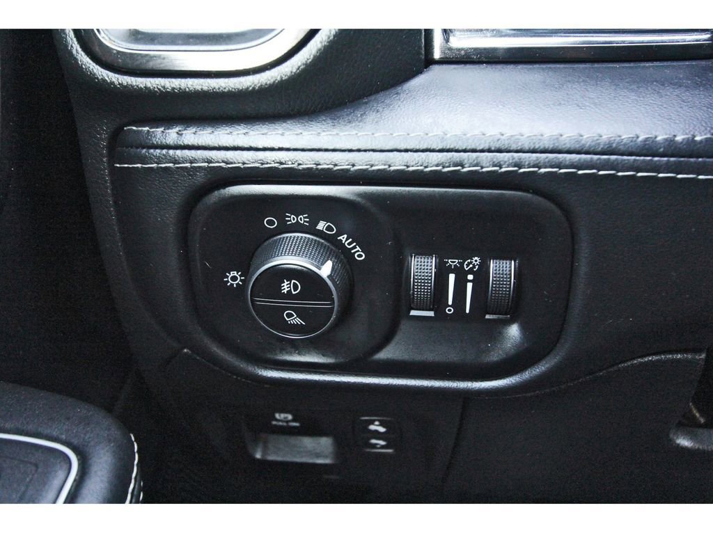 Used 2022 RAM 1500 Limited image 19