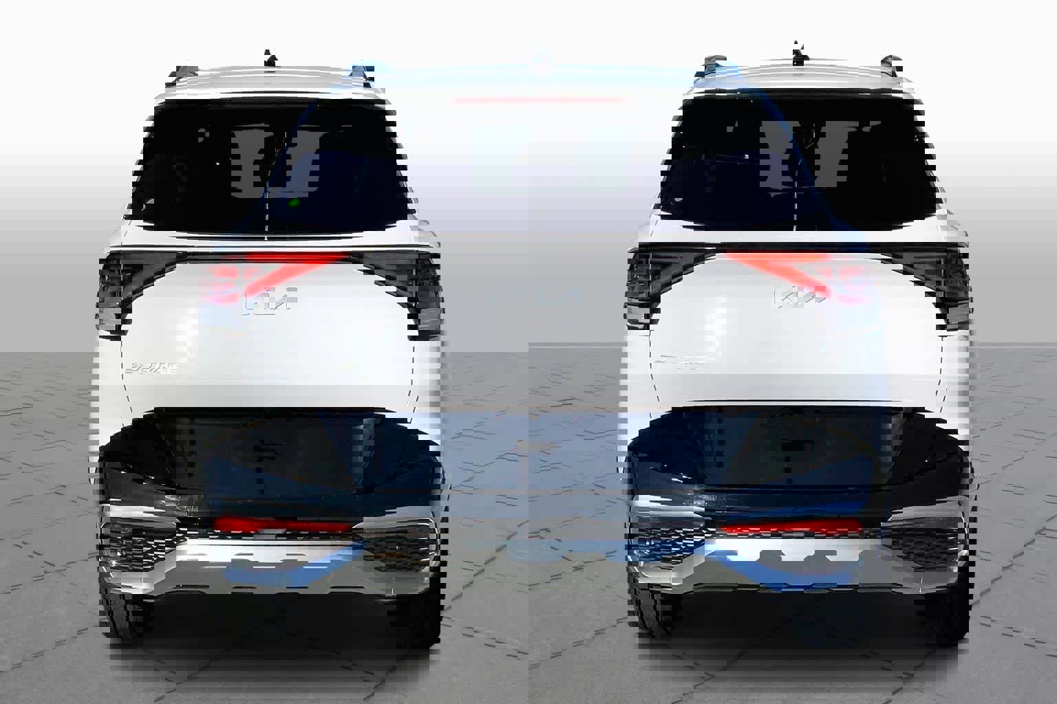 Used 2024 Kia Sportage SX image 5