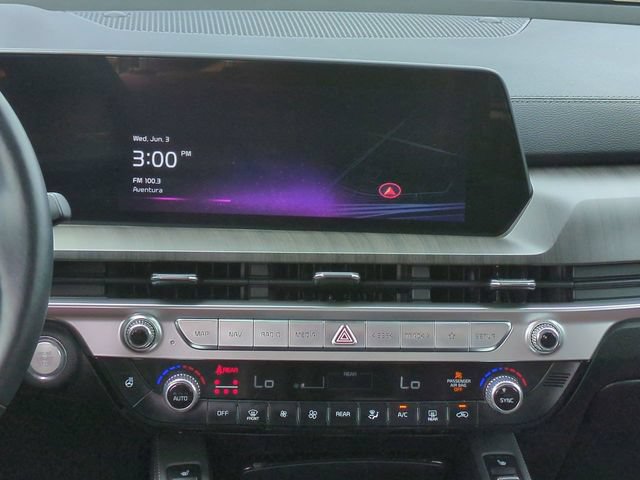 Used 2023 Kia Telluride EX w/ EX Captain's Chair Package AWD/4WD image 18