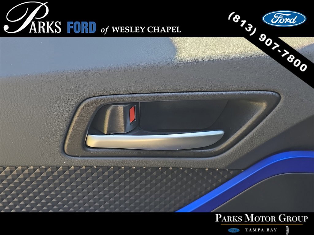 Used 2021 Toyota C-HR XLE image 16