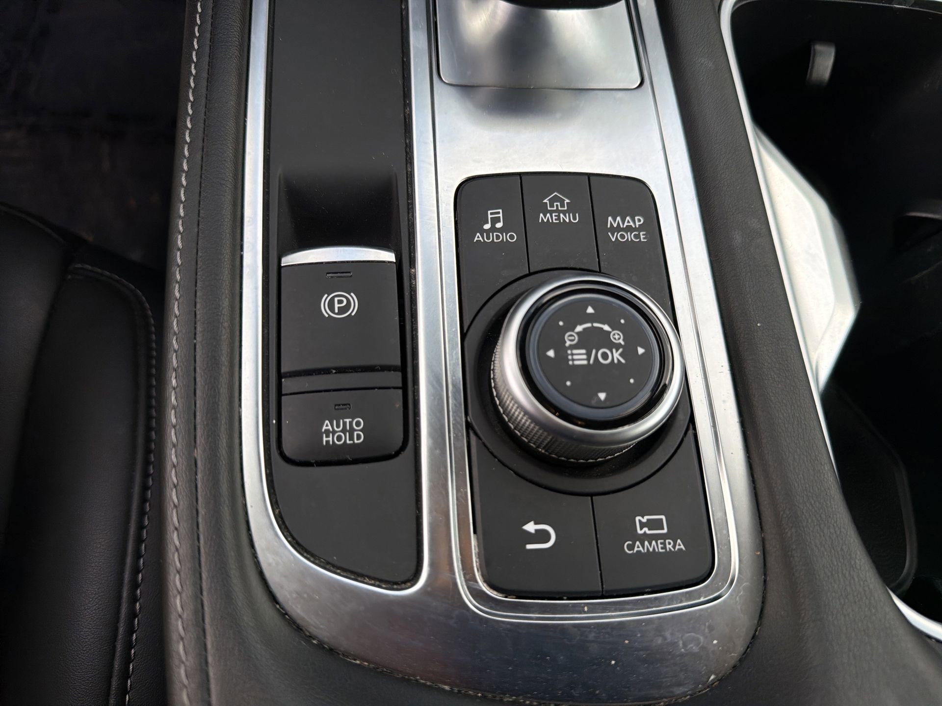 Used 2023 INFINITI QX60 Luxe w/ Performance Audio Package image 19