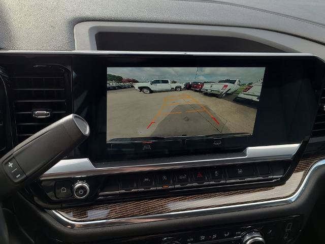 Used 2023 GMC Sierra 1500 SLE AWD/4WD image 23