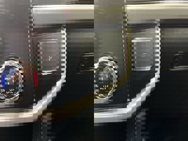 Certified 2023 Ford Expedition XLT image 30