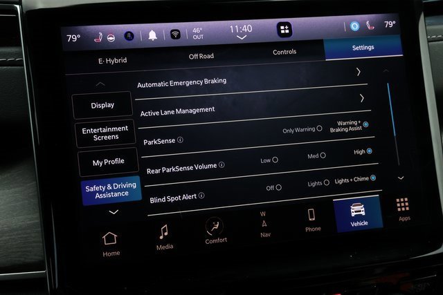 Used 2024 Jeep Grand Cherokee Limited 4xe image 32