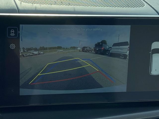 Used 2026 Hyundai Santa Fe SE FWD image 24