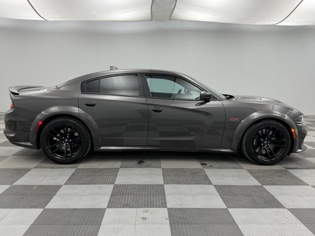 Used 2022 Dodge Charger Scat Pack RWD image 11