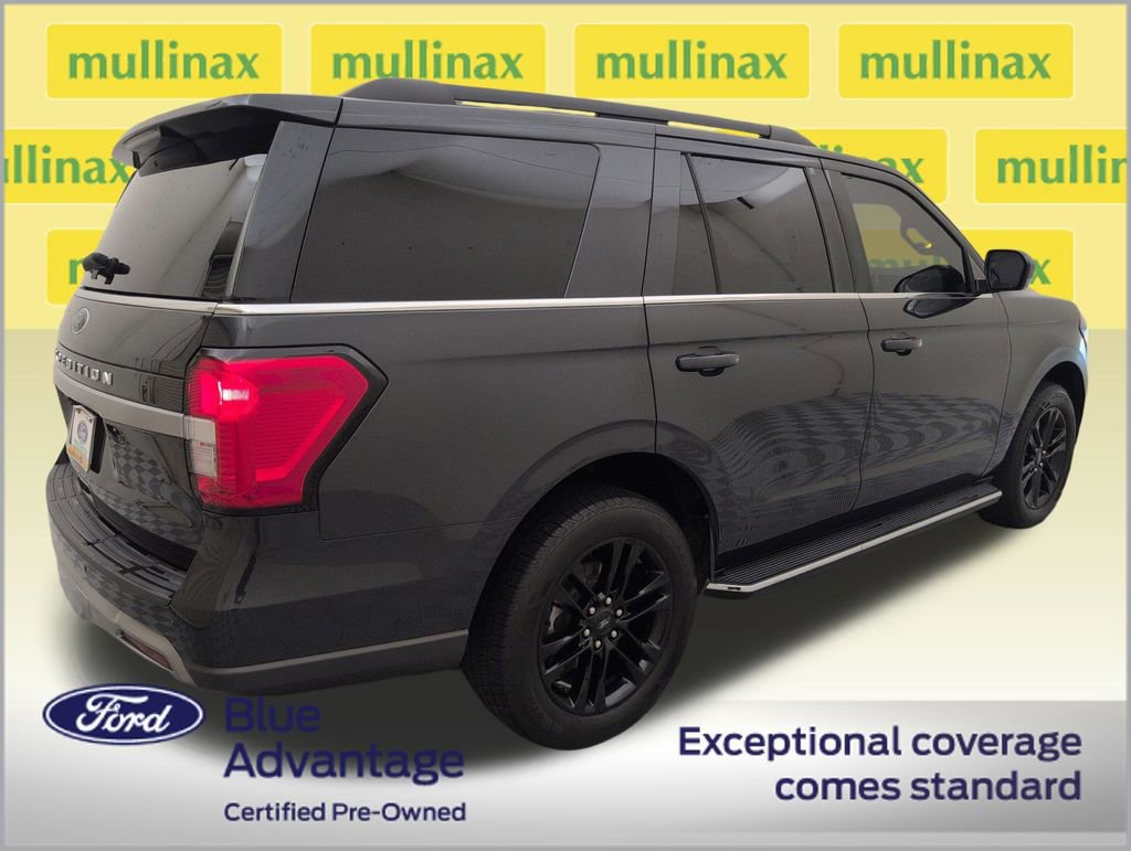 Certified 2022 Ford Expedition XLT RWD image 3