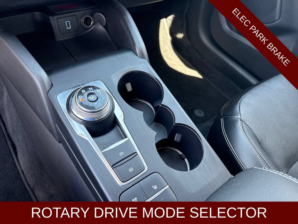 Certified 2020 Ford Escape Titanium AWD/4WD image 14