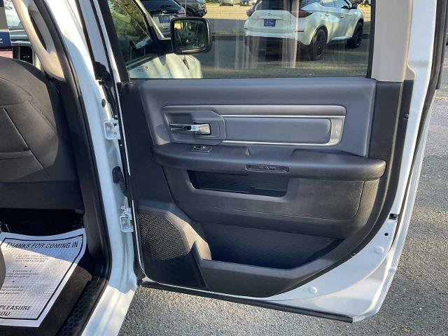 Used 2023 RAM 1500 Classic SLT w/ Electronics Group AWD/4WD image 33