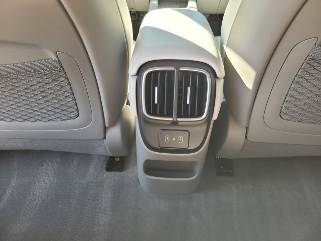 Used 2023 Hyundai Ioniq 6 SEL RWD image 17