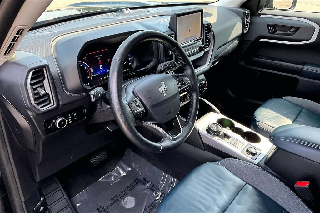 Certified 2023 Ford Bronco Sport Outer Banks w/ Tech Package AWD/4WD image 13