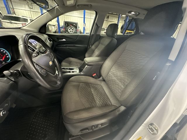 Used 2020 Chevrolet Equinox LT AWD/4WD image 17