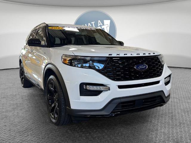 Certified 2022 Ford Explorer ST-Line w/ Class IV Trailer Tow Package