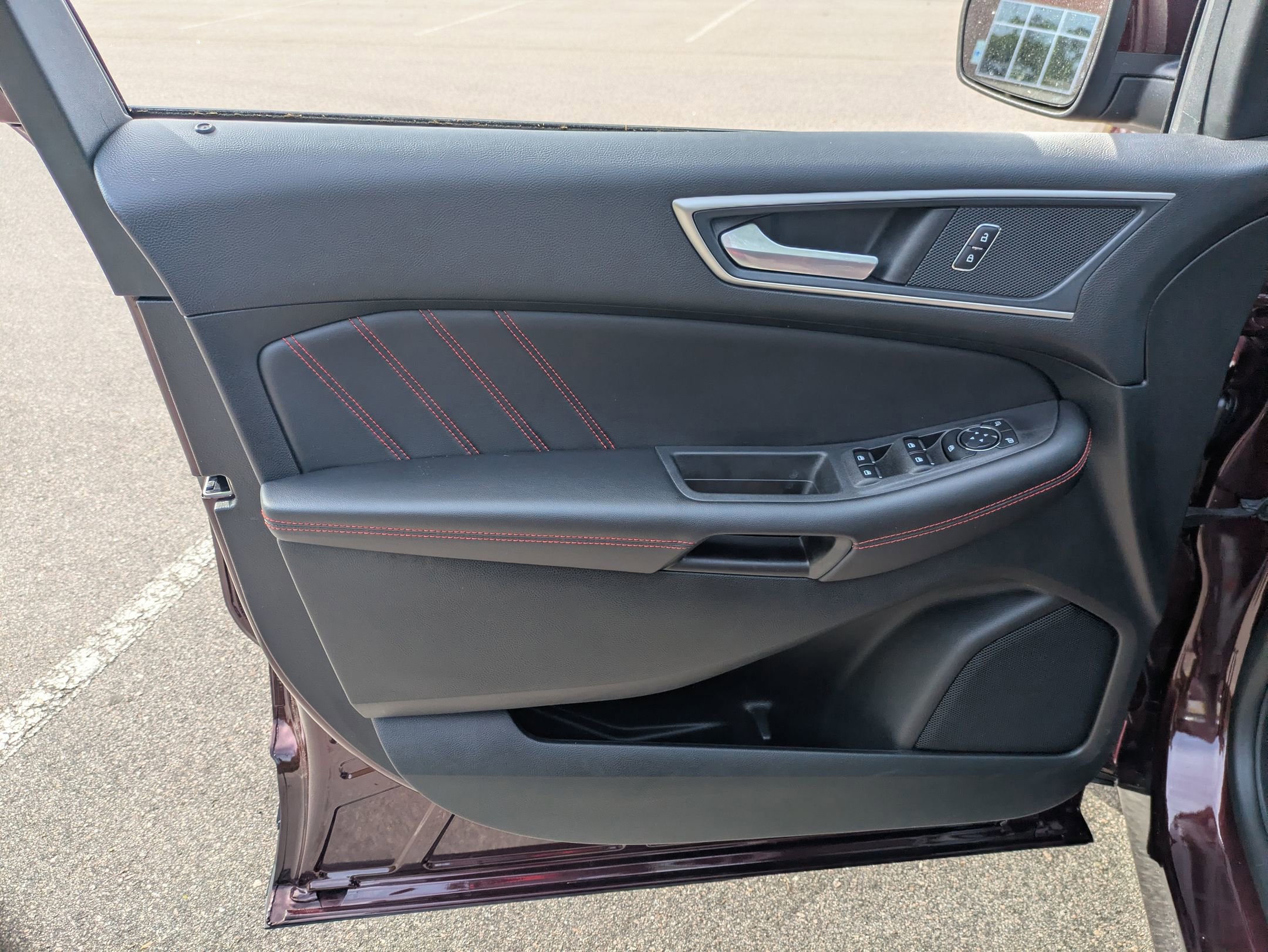 Certified 2023 Ford Edge ST-Line image 15