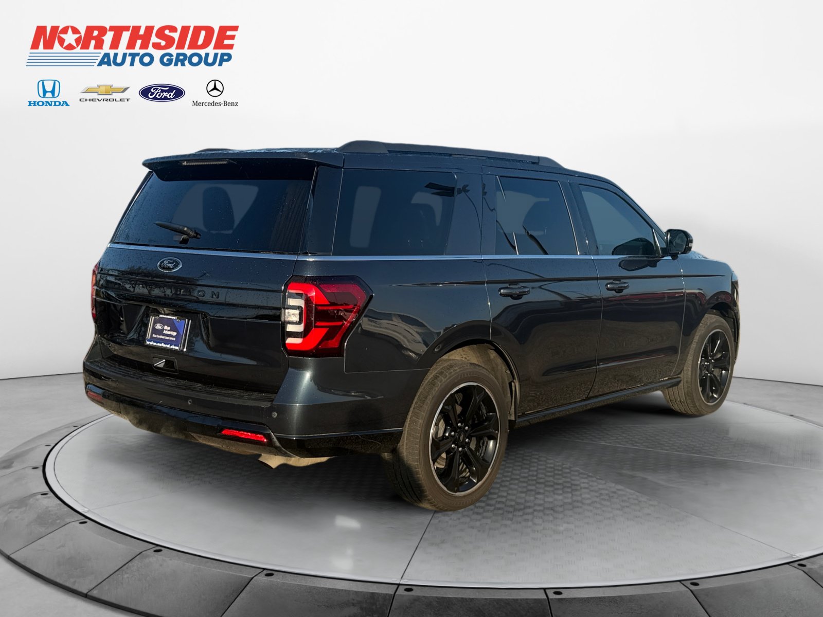 Certified 2024 Ford Expedition Limited RWD image 7