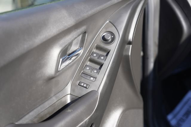 Used 2017 Chevrolet Trax LT w/ LT Convenience Package image 28