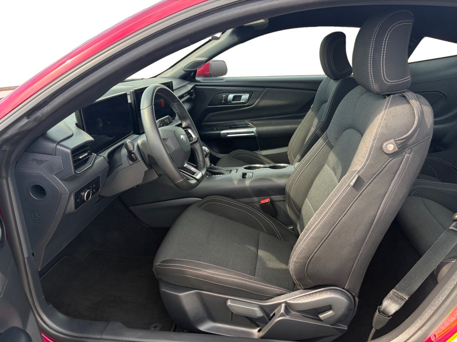 Certified 2025 Ford Mustang Coupe RWD image 11