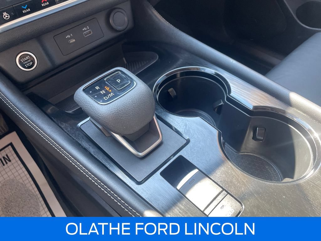 Used 2023 Nissan Rogue SL w/ SL Premium Package FWD image 15