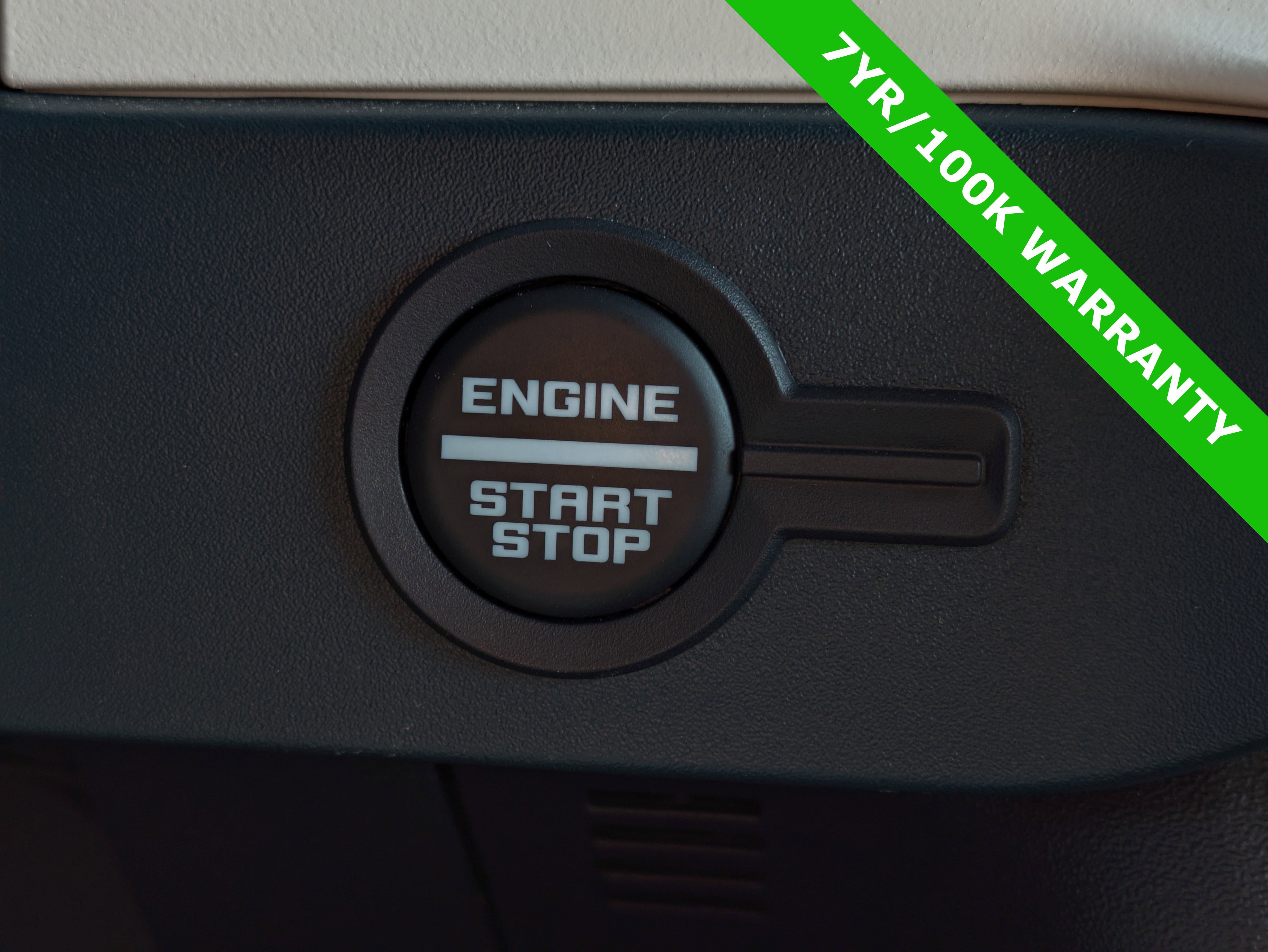 Certified 2025 Ford Bronco Heritage Edition image 33