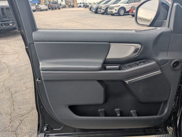 Certified 2025 Ford Expedition Active image 12