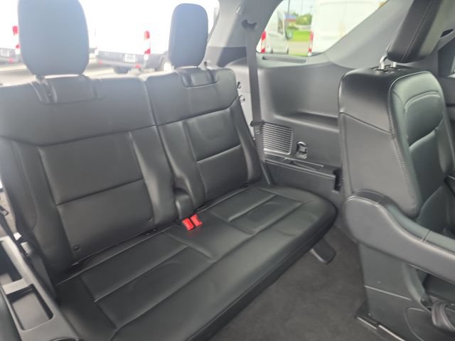 Certified 2023 Ford Explorer XLT w/ Equipment Group 202A AWD/4WD image 21