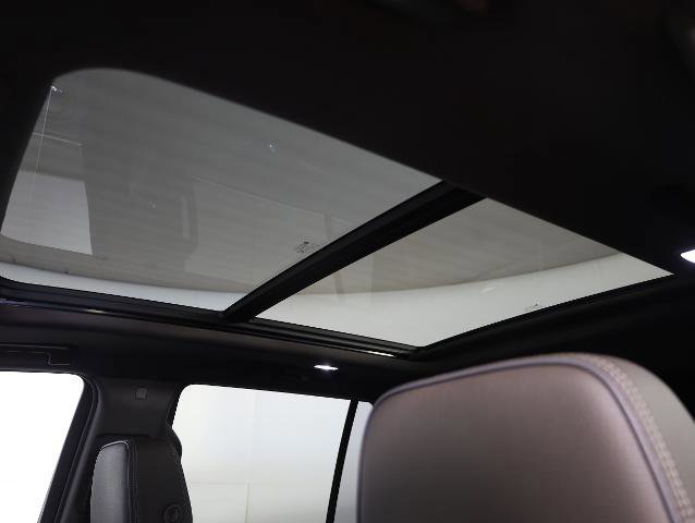 Used 2021 GMC Yukon Denali w/ LPO, Illumination Package image 23