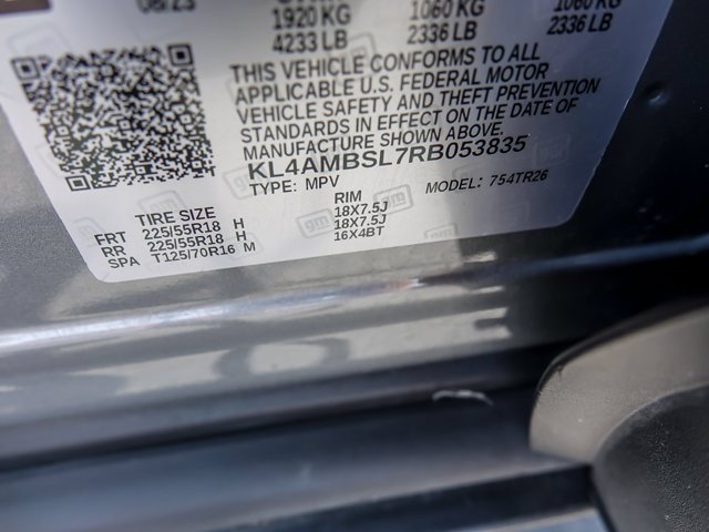 Used 2024 Buick Encore GX Preferred w/ Comfort Package FWD image 29