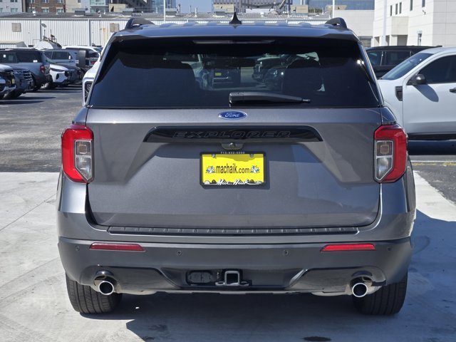 Certified 2023 Ford Explorer ST-Line w/ Class IV Trailer Tow Package image 2