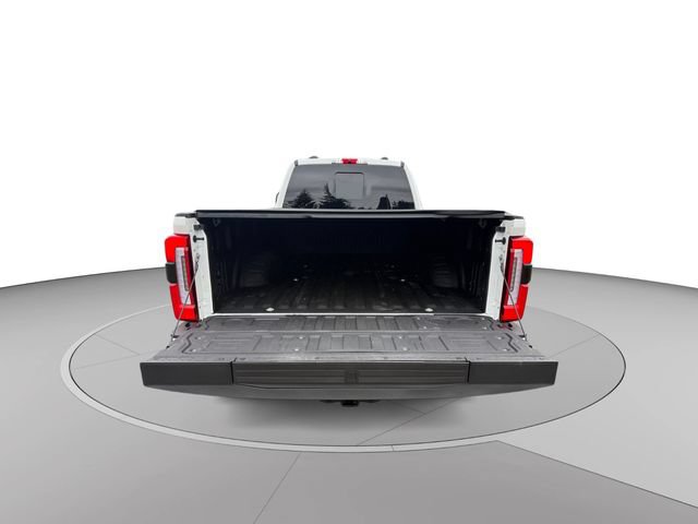 Certified 2025 Ford F450 Platinum w/ FX4 Off-Road Package AWD/4WD image 18