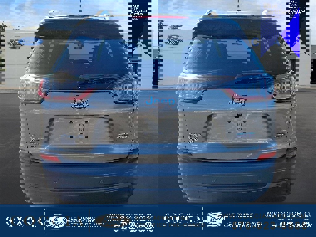 Used 2019 Jeep Cherokee Latitude Plus image 4