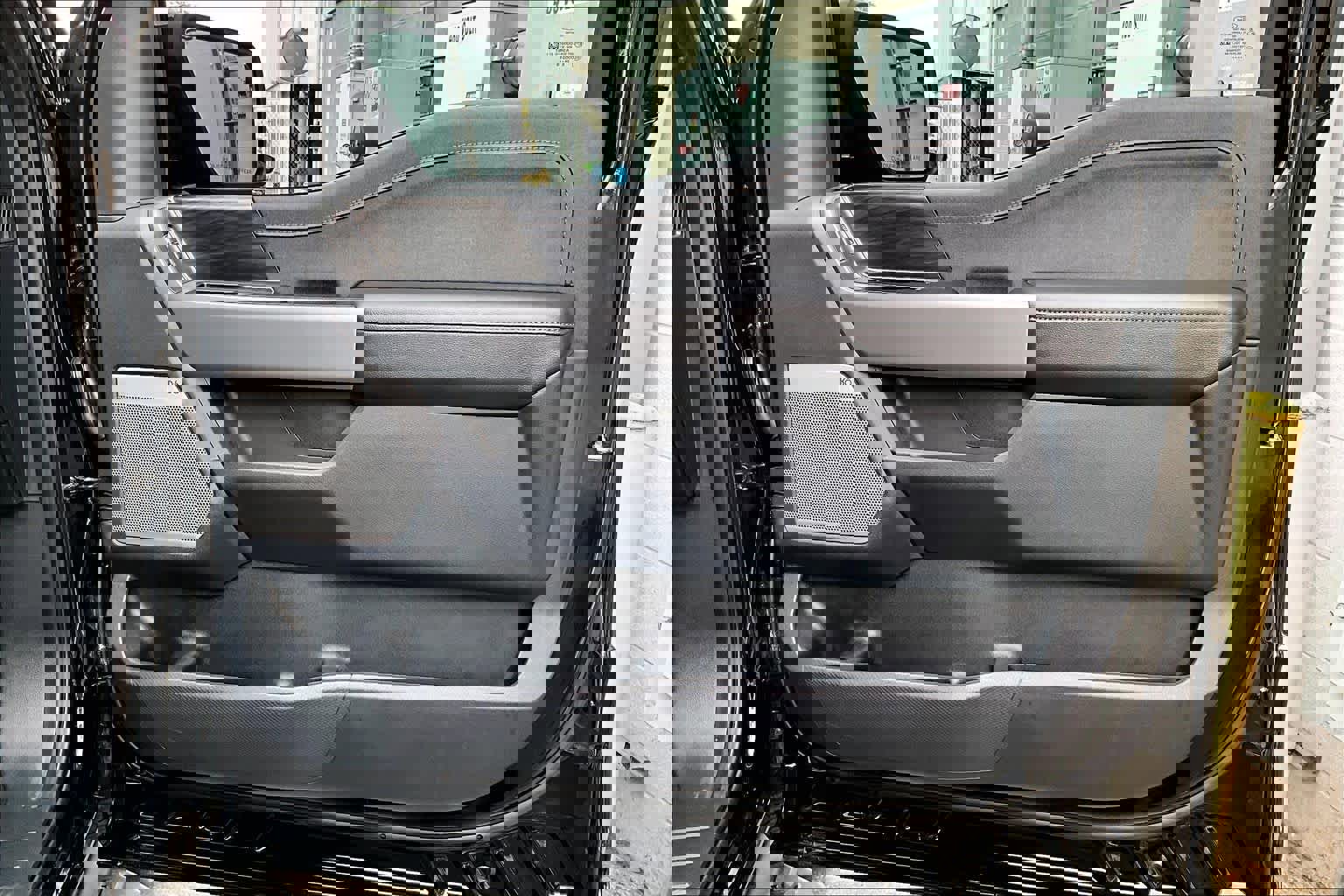 Certified 2025 Ford F150 Lightning Lariat image 23