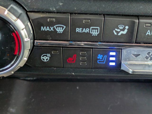 Certified 2025 Ford F150 Platinum image 31