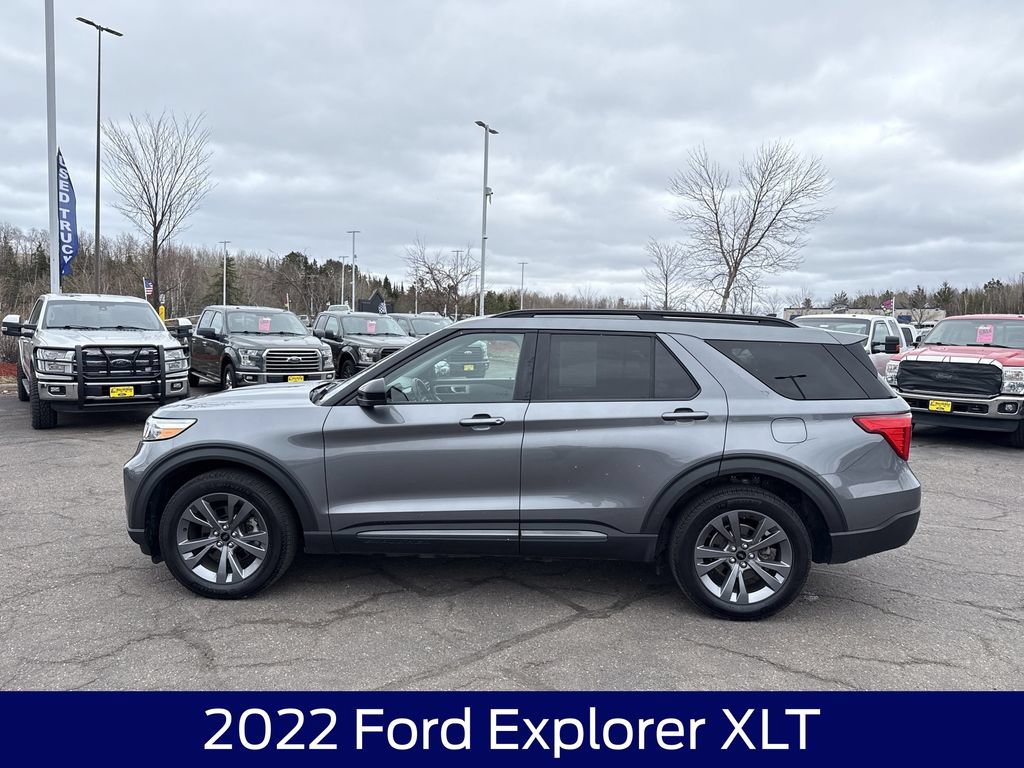 Certified 2022 Ford Explorer XLT w/ XLT Sport Appearance Package AWD/4WD image 10