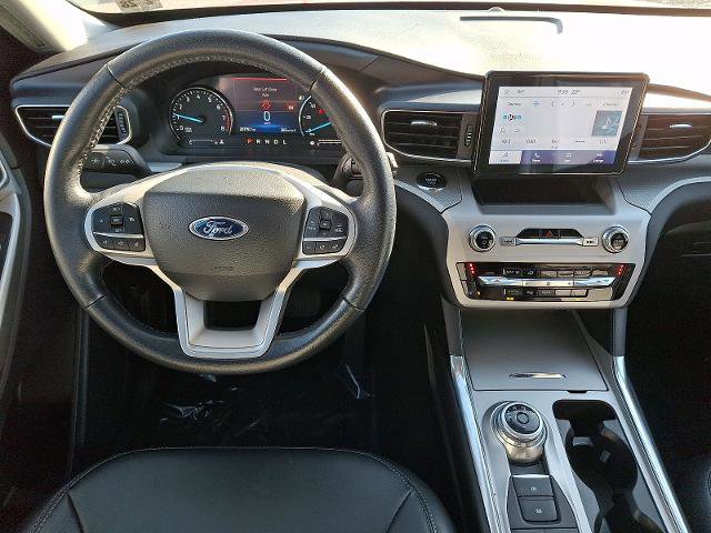 Certified 2022 Ford Explorer XLT w/ Equipment Group 202A image 13