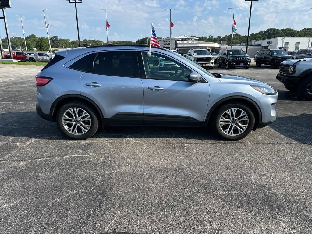 Certified 2022 Ford Escape SEL FWD image 4