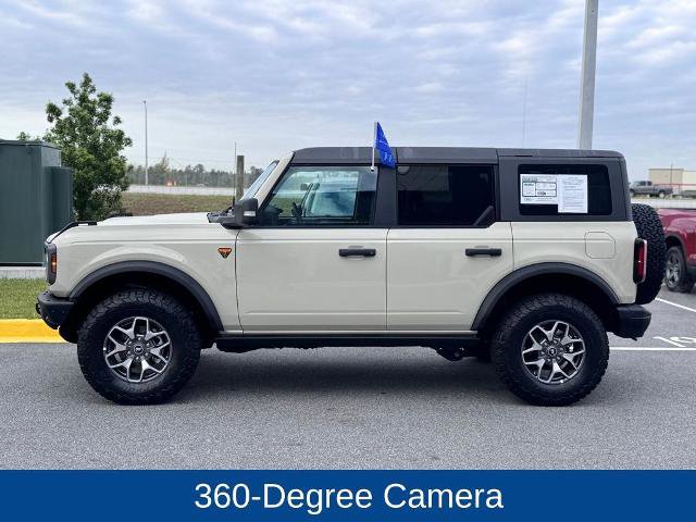 Certified 2025 Ford Bronco Badlands image 3