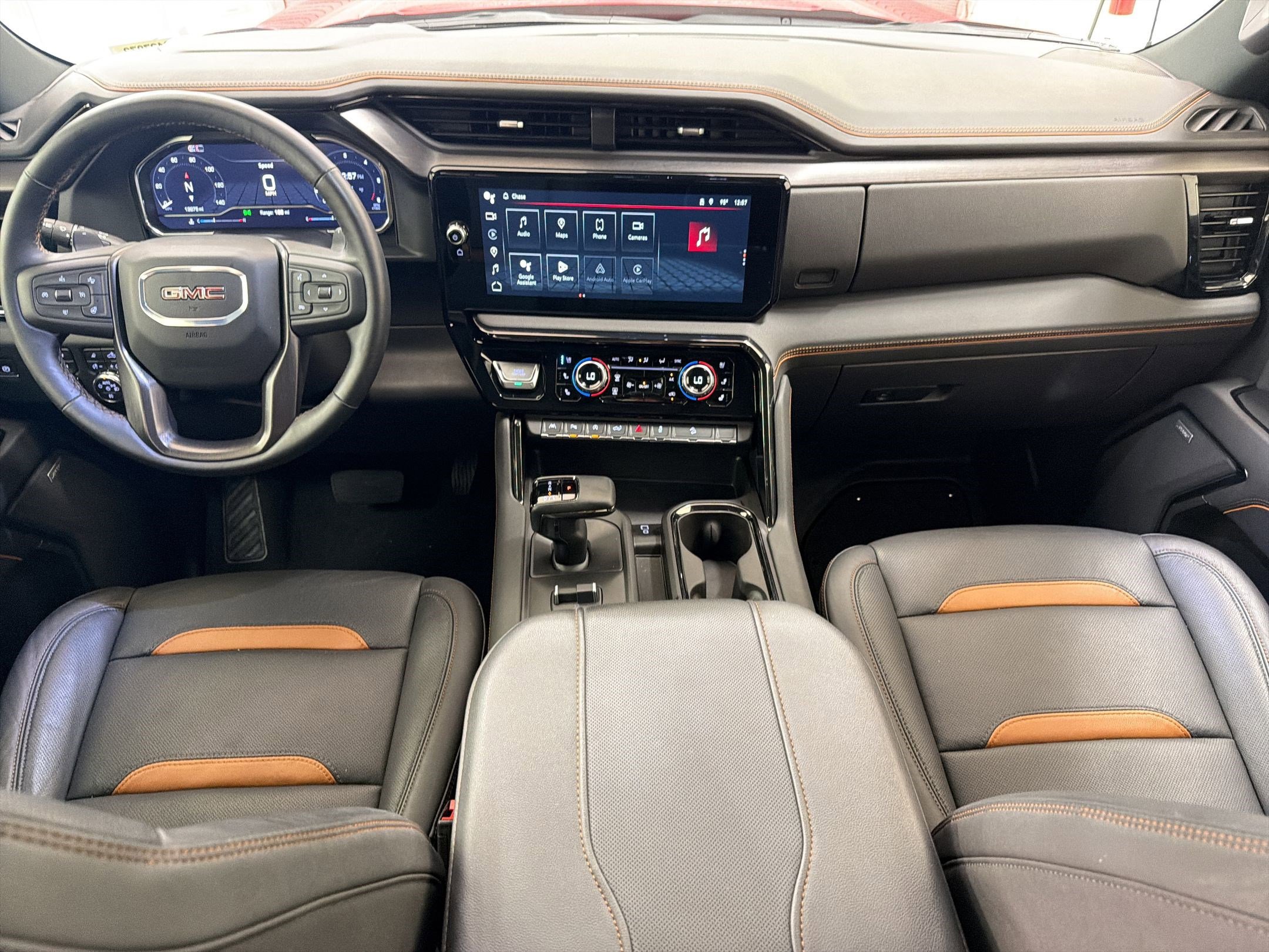 Used 2024 GMC Sierra 1500 AT4 w/ Technology Package AWD/4WD image 16
