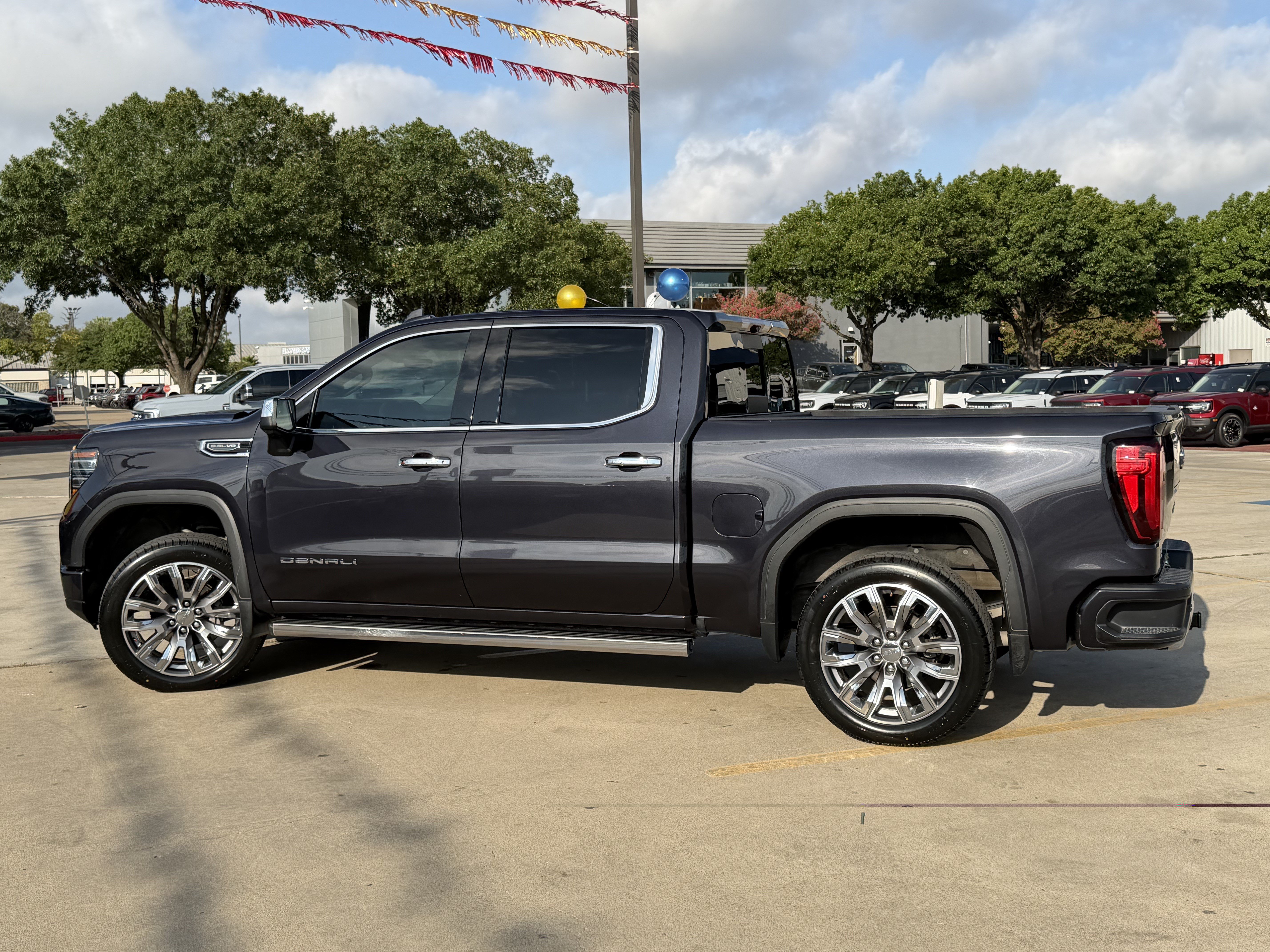 Used 2024 GMC Sierra 1500 Denali w/ Denali Reserve Package RWD image 10