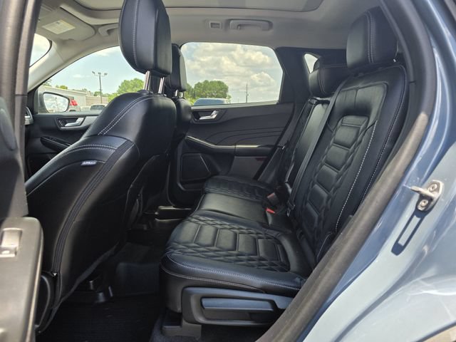 Certified 2023 Ford Escape Platinum w/ Premium Technology Package AWD/4WD image 17