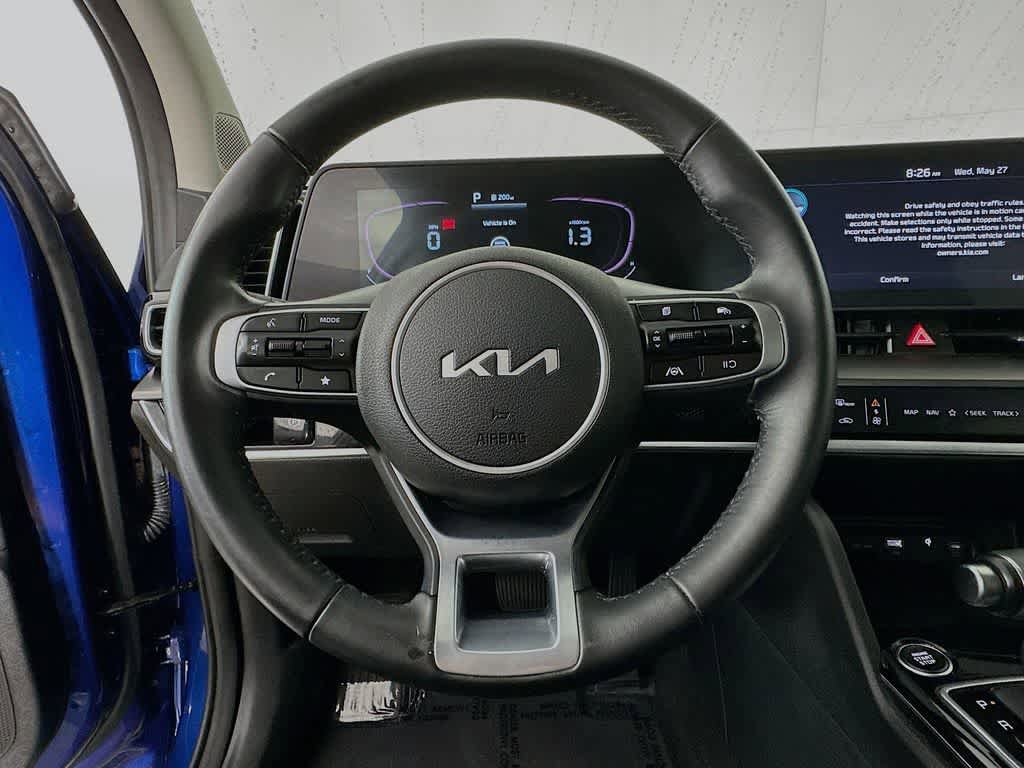 Used 2025 Kia Sportage EX FWD image 15