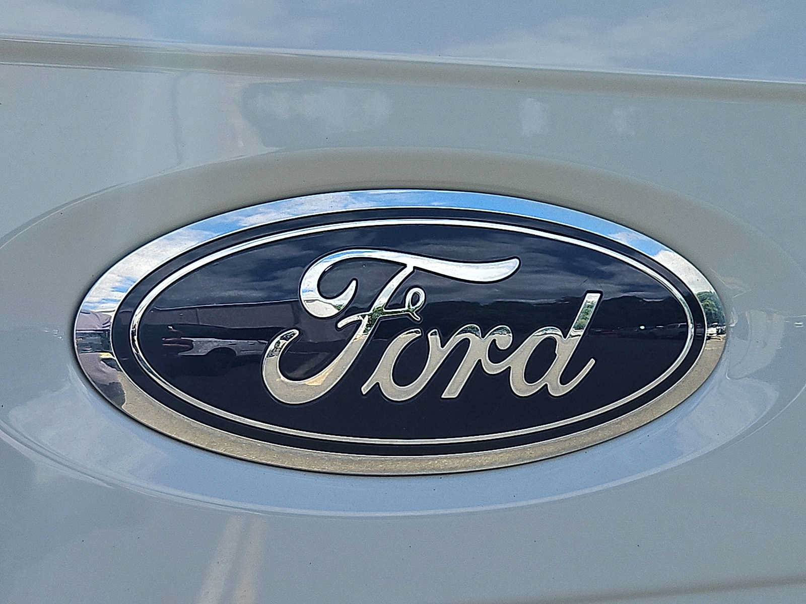 Certified 2023 Ford F150 Lariat w/ Equipment Group 502A High AWD/4WD image 33