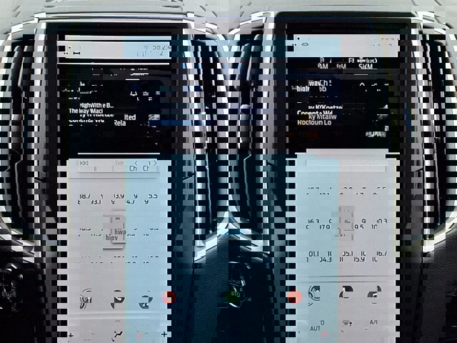 Certified 2023 Ford Edge SEL w/ Convenience Package image 12