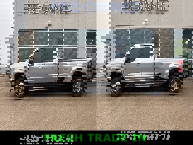 Certified 2023 Ford F350 Lariat w/ FX4 Off-Road Package image 2