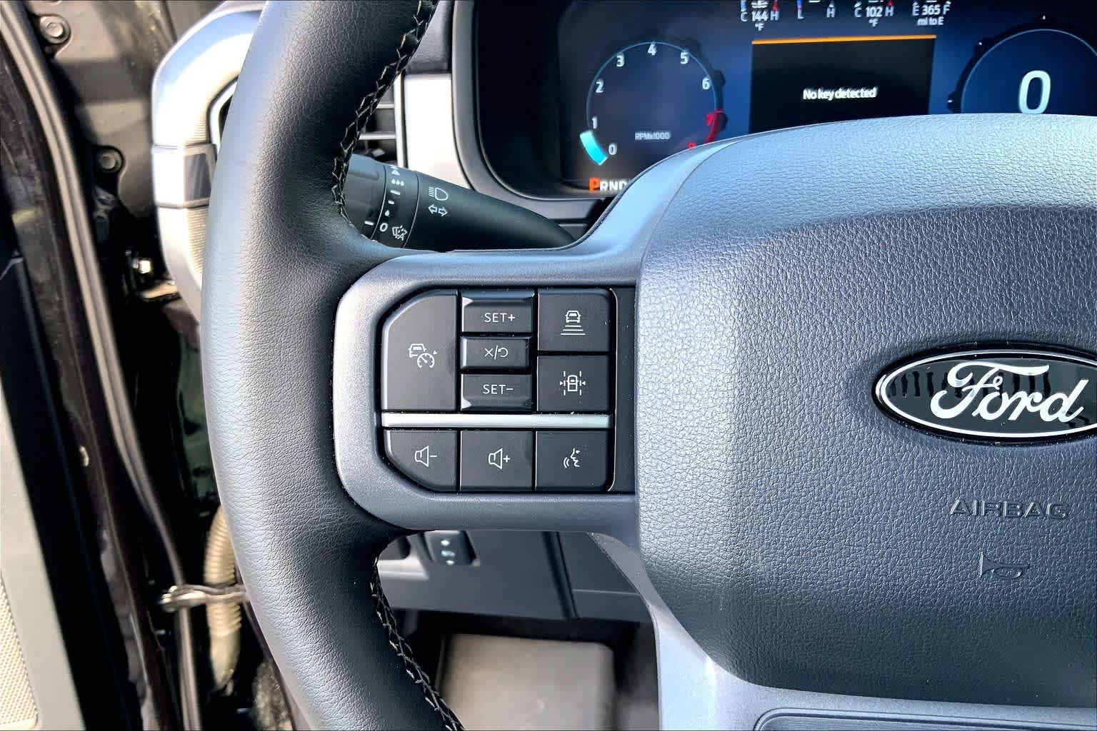 Certified 2025 Ford F150 Lariat w/ FX4 Off-Road Package AWD/4WD image 19